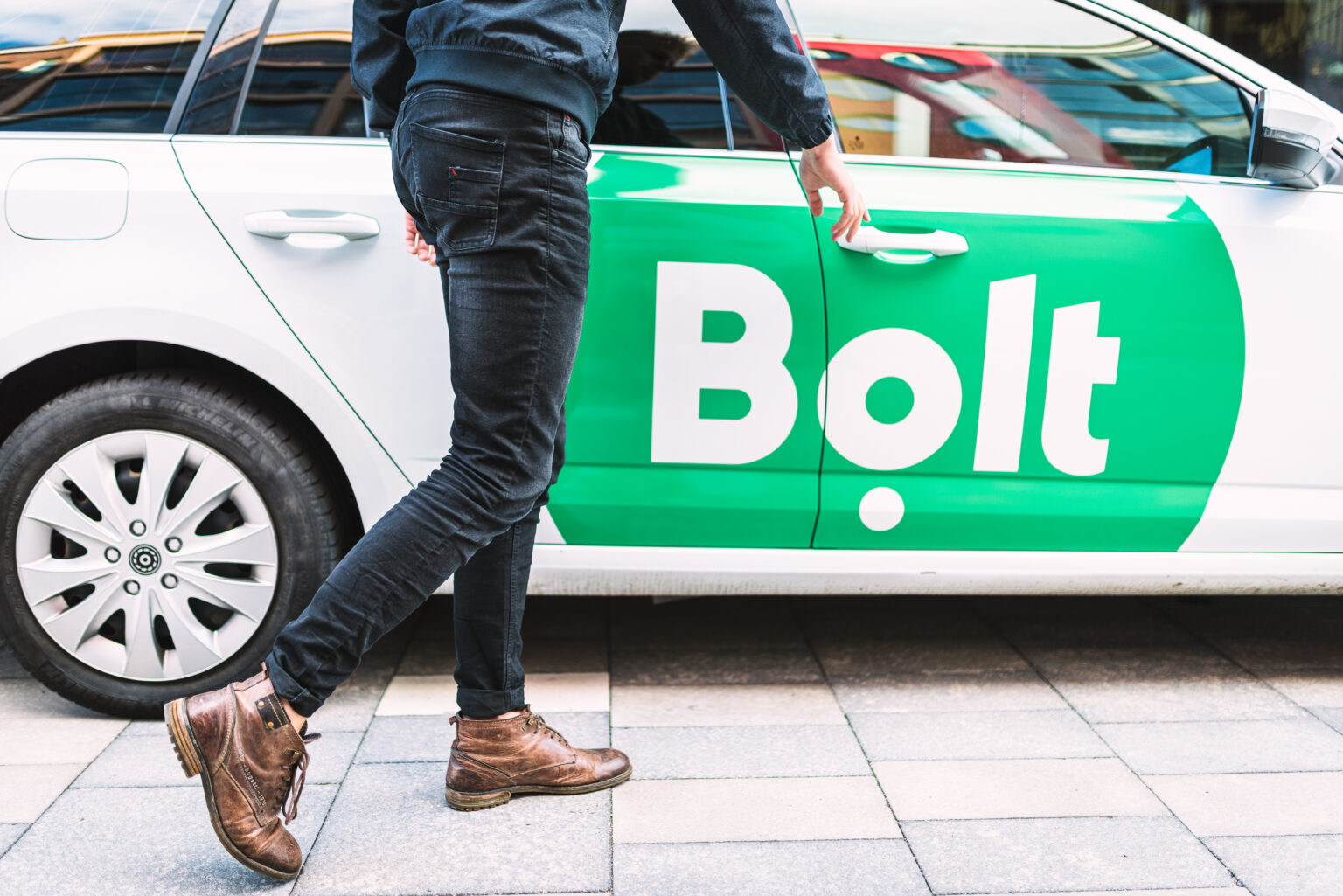 bolt drive