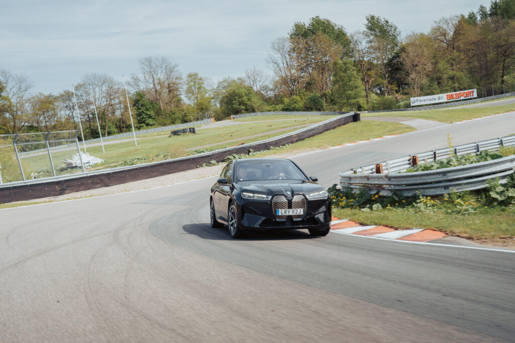 Rootsi väljasõit BMW, United, Förenade, Masinawärk