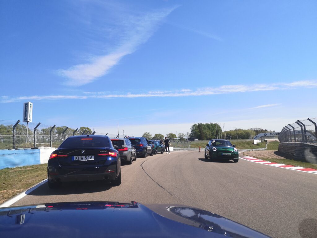 Rootsi väljasõit BMW, United, Förenade