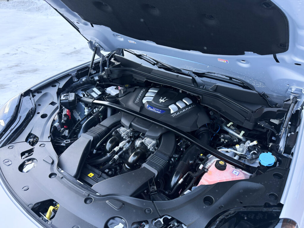 Maserati Grecale Trofeo, Vladimir Niinimäki