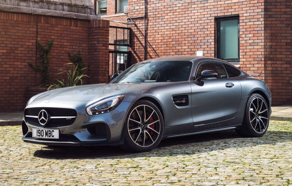 Sportautode kategooria võitja Mercedes-Benz GT AMG