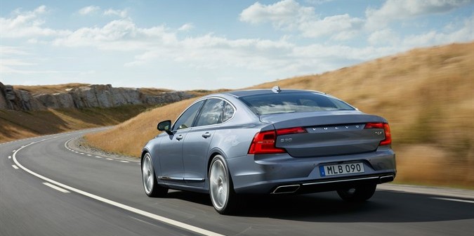 Rear Quarter Volvo S90 Mussel Blue 2