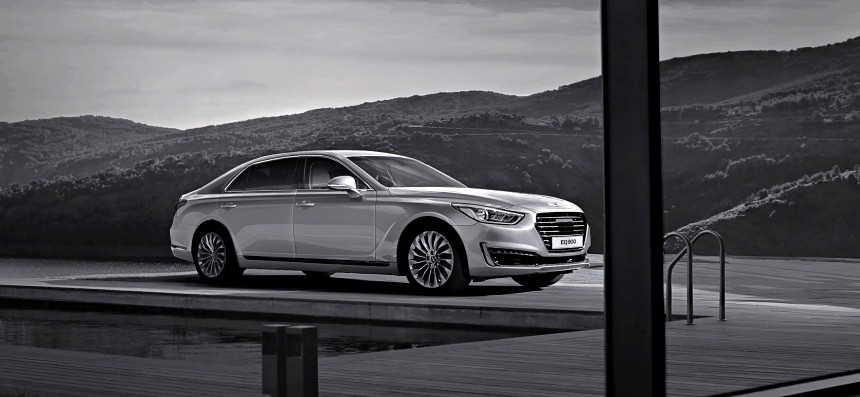 Genesis G90, brändi esimene lipulaev