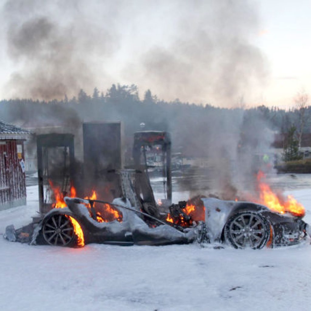 Tesla tulekahju 1.jaan