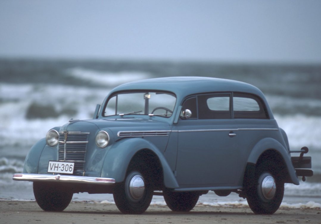 Auto, millest Astra lugu algas. 1936- 1940. aastatel toodeti Rüsselheimi tehases ühtekokku 107 000 Opel Kadett sõiduautot