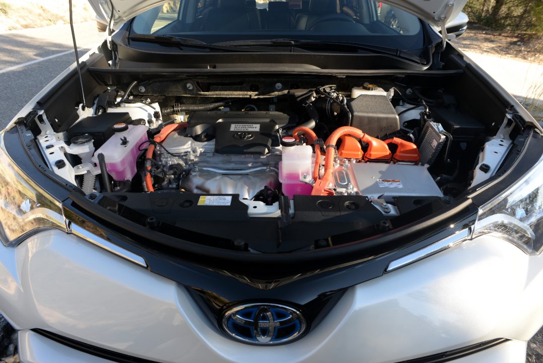 RAV4 Hybrid mootor