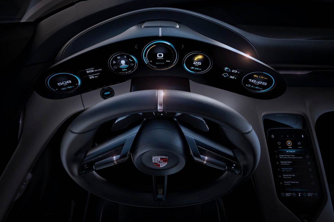 Porsche omanik tahab sõita Mission E digipaneel