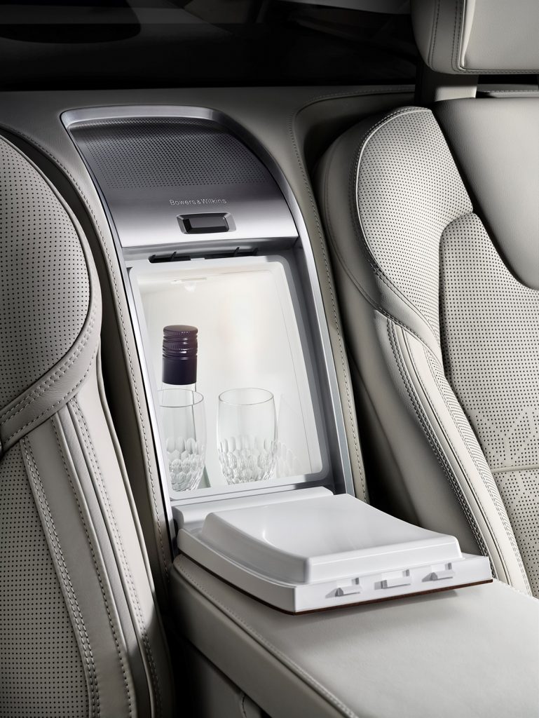 Volvo XC90 Excellence - interior