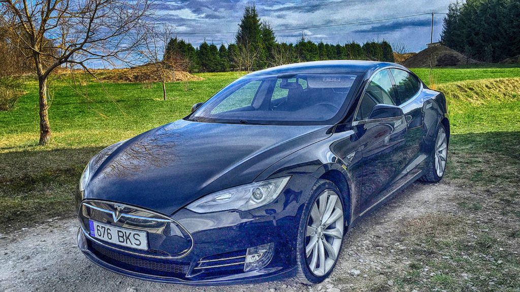 Tesla Model S