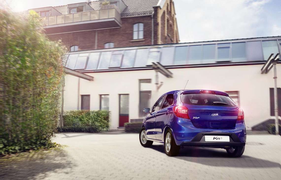 Ford KA+ sinine