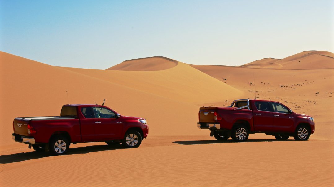 Toyota Hilux 2