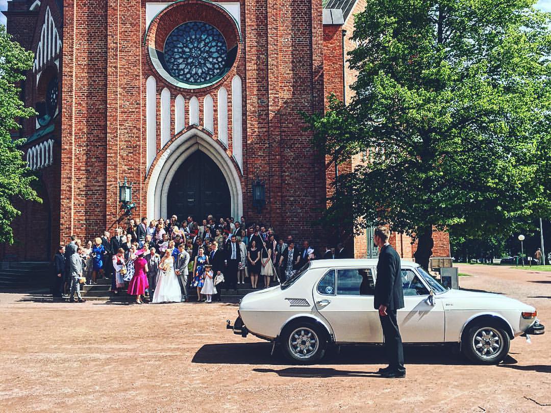 Vallalised naised abielluvad Soomes