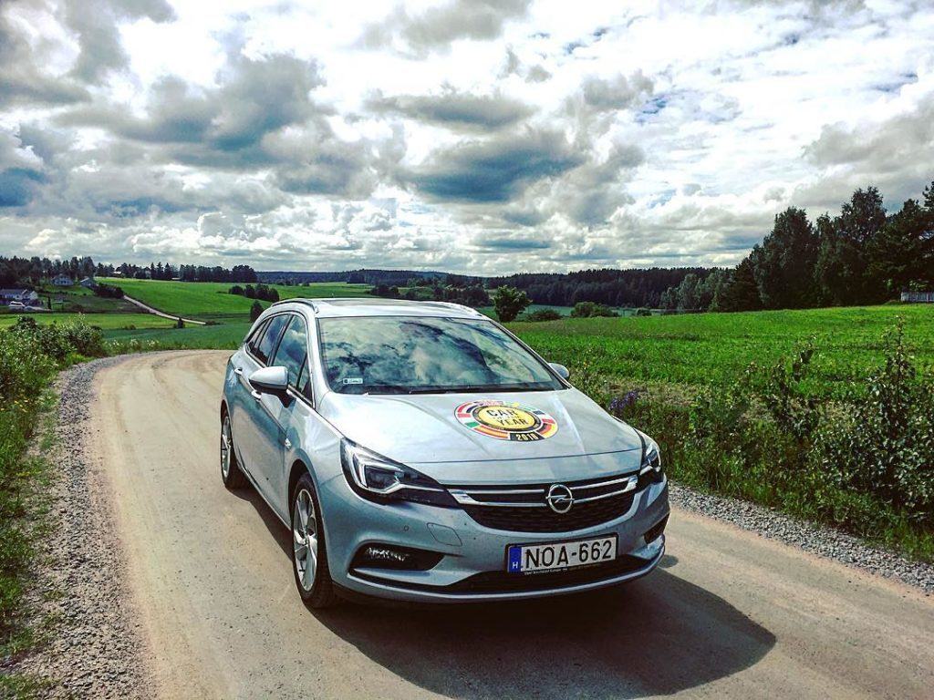 opel astra