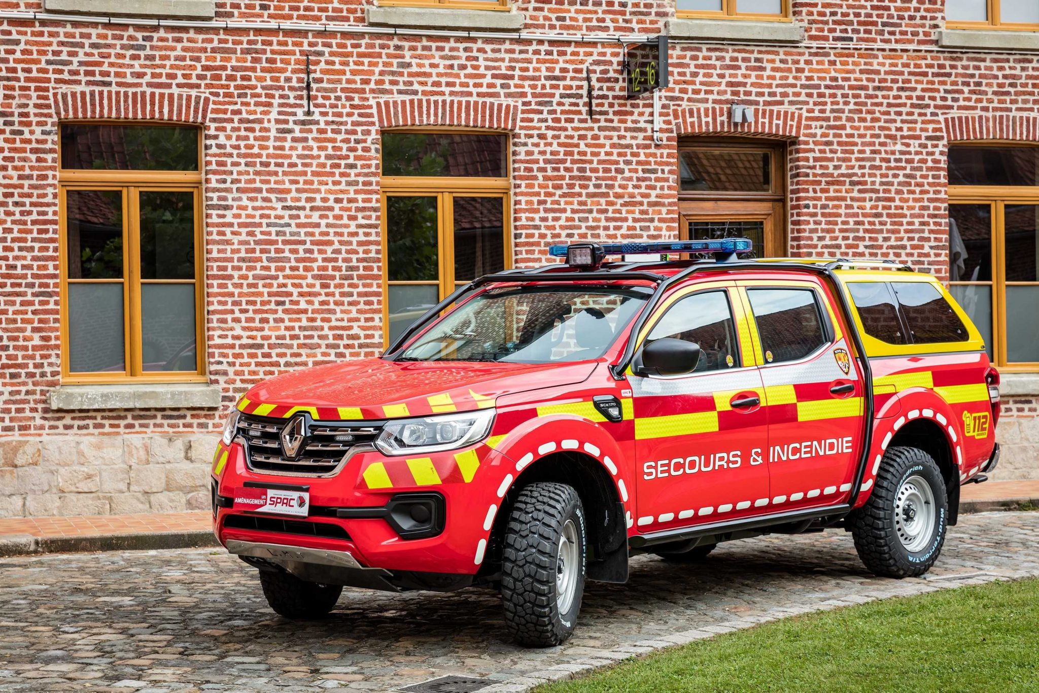 renault_82294_global_en