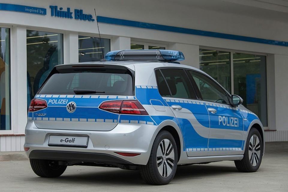 albaania-politsei-elektriauto-e-golf