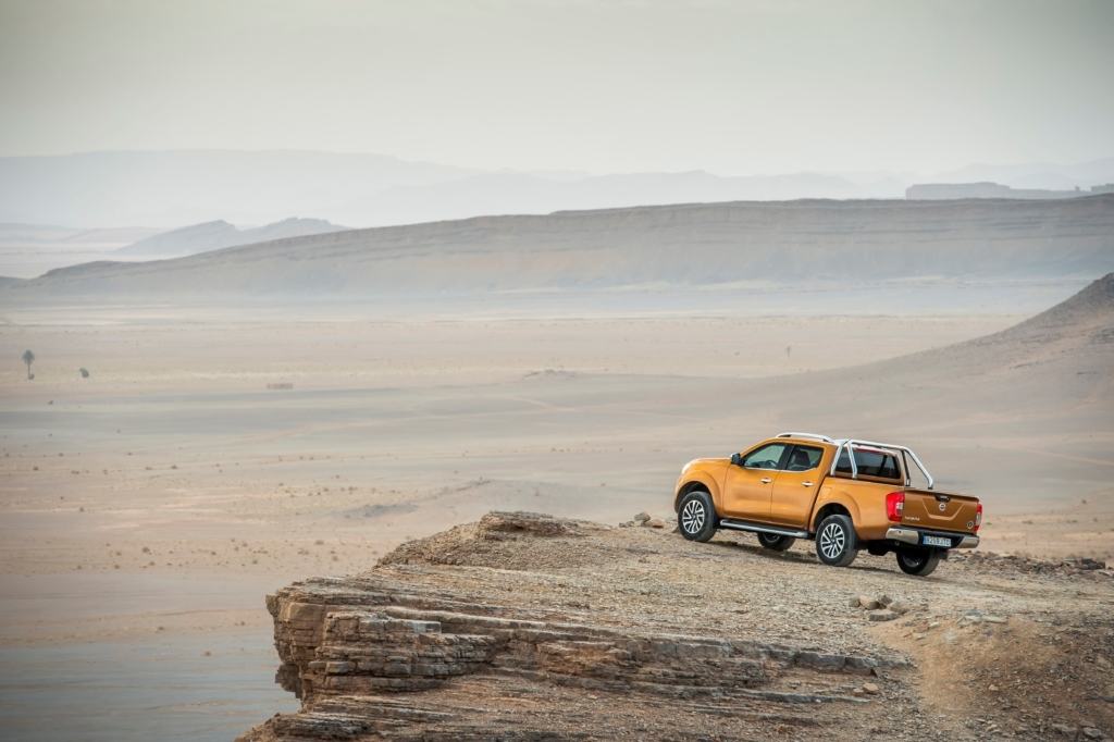nissan navara