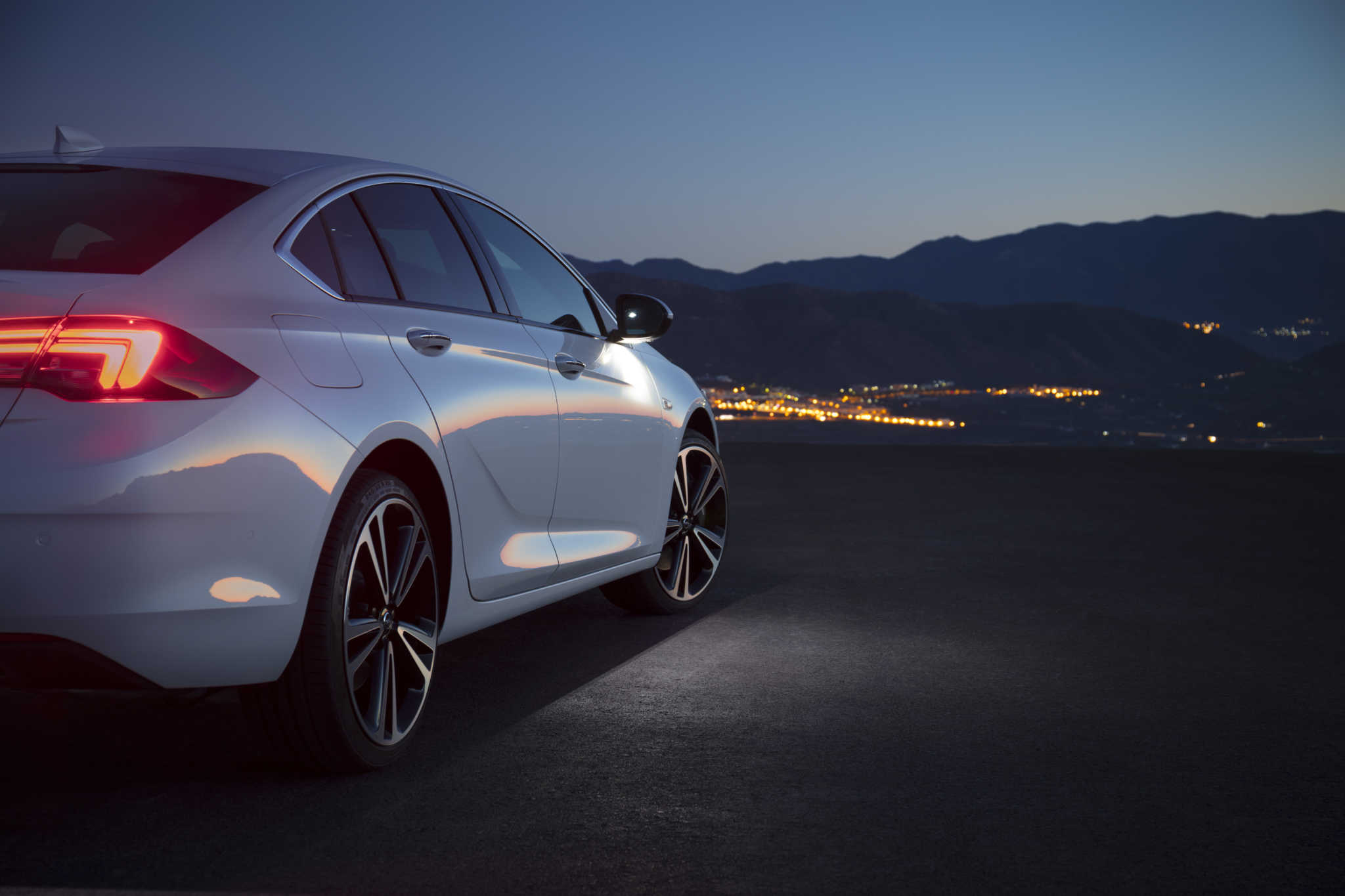 opel-insignia-grand-sport-304407