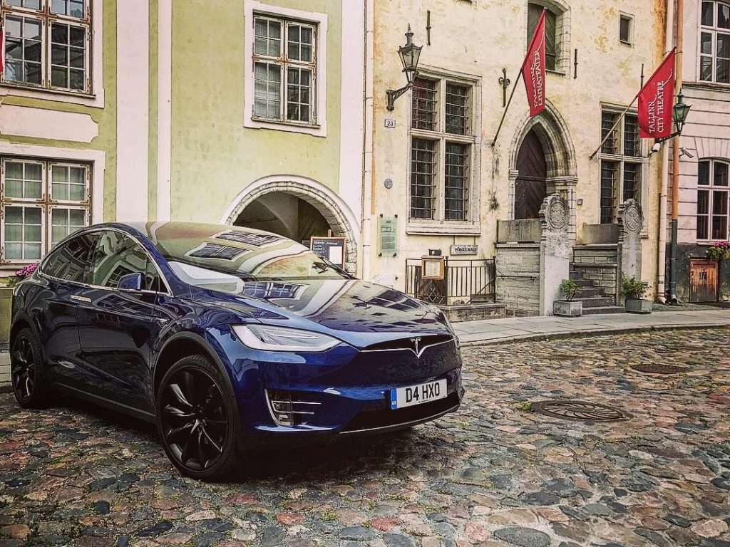 tesla model x amtel elektriautot