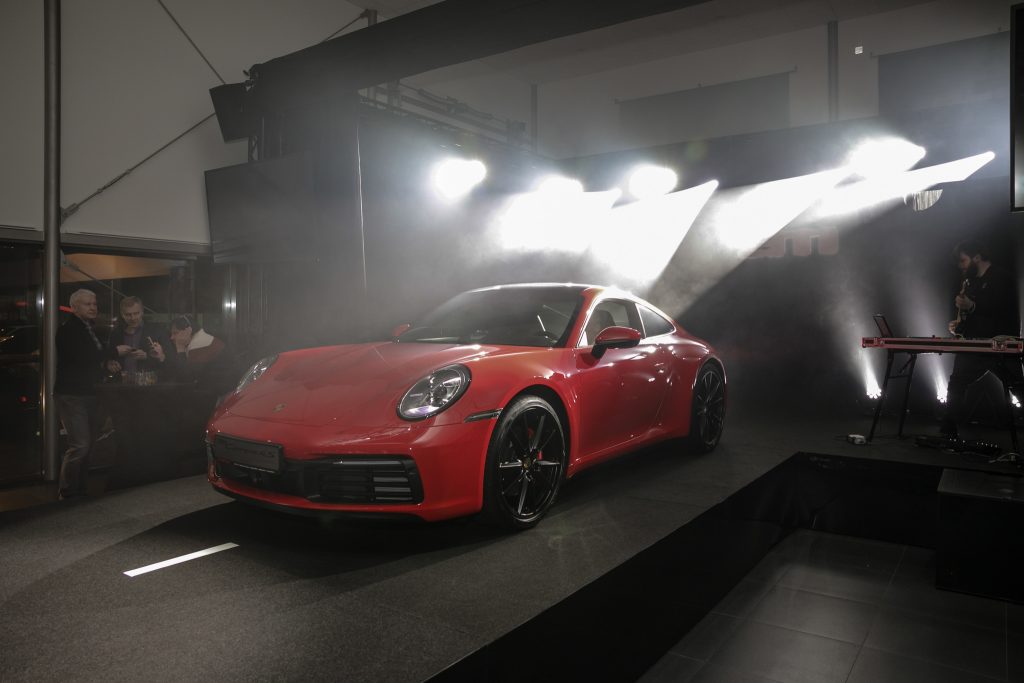 porsche 911