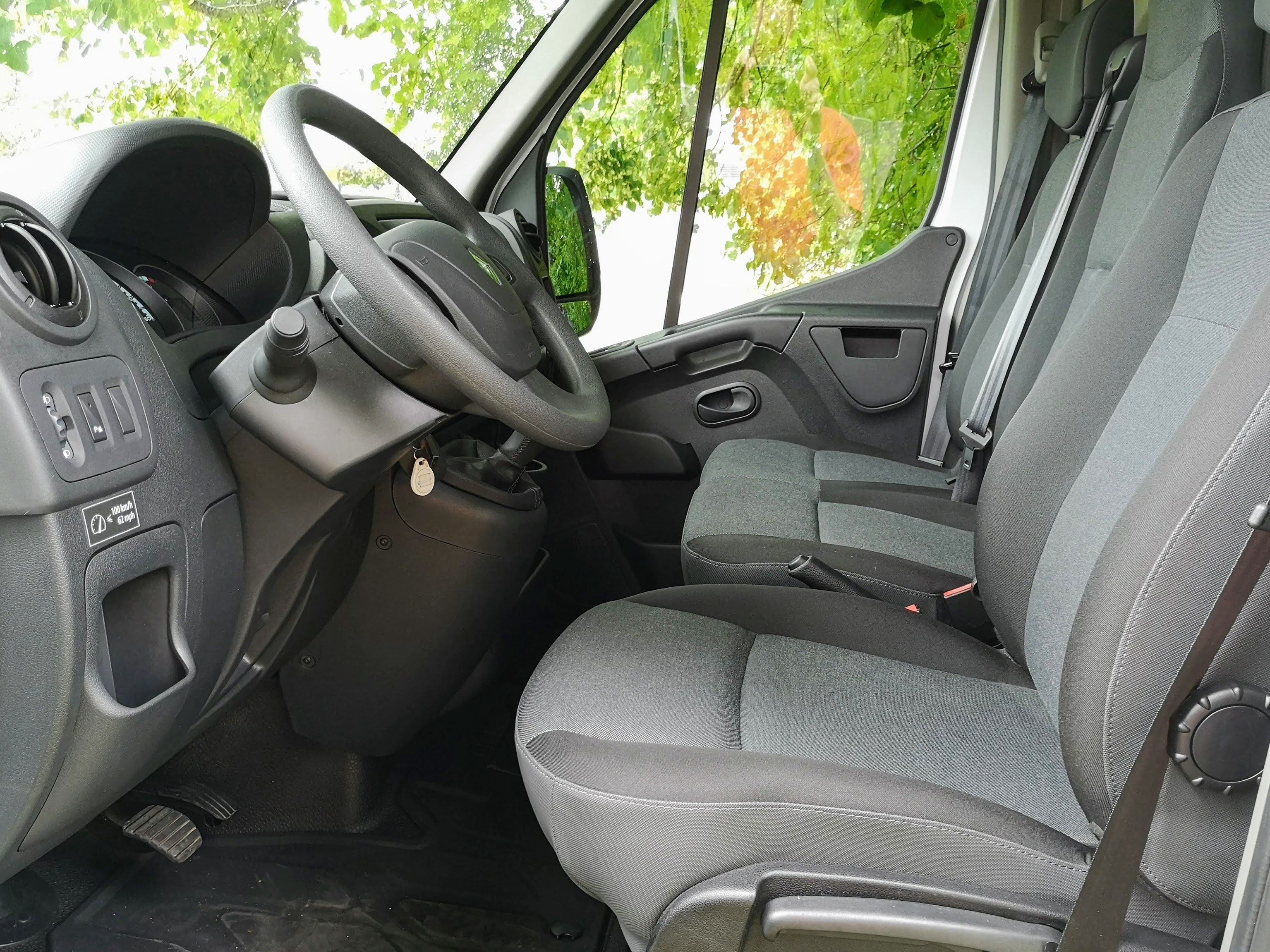 Renault Master Z.E. kabiin