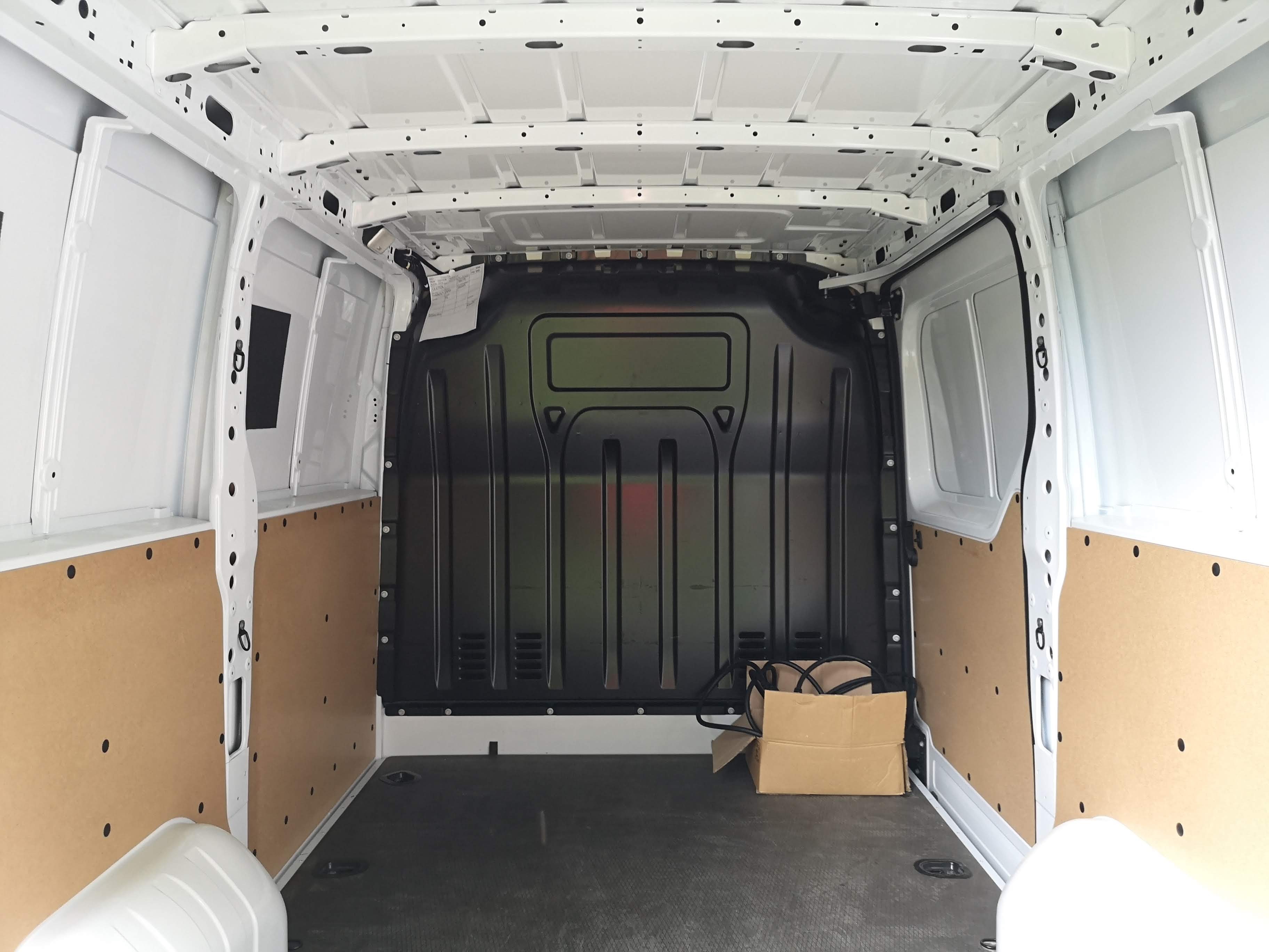 renault master kaubaruum