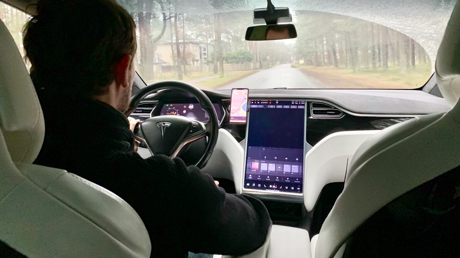 tesla kojamehed bolt koroonaviiruse