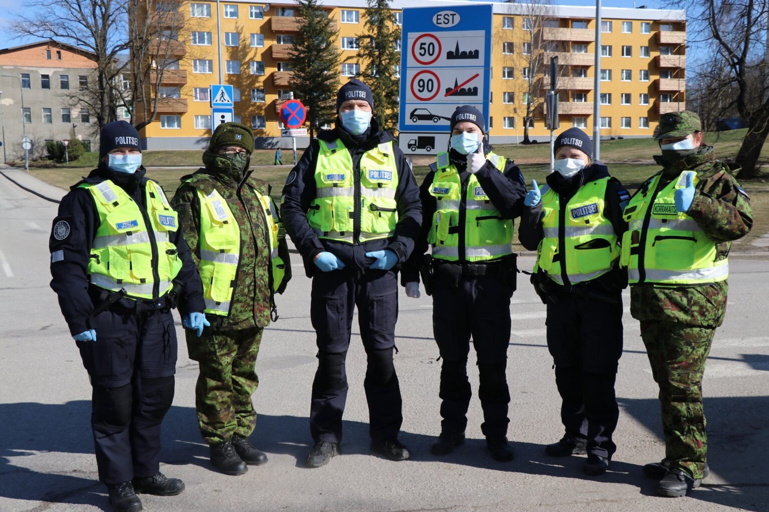 kaitsemaski ja kindaid