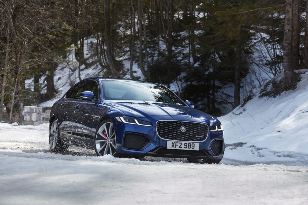 Jaguar XF sedaan