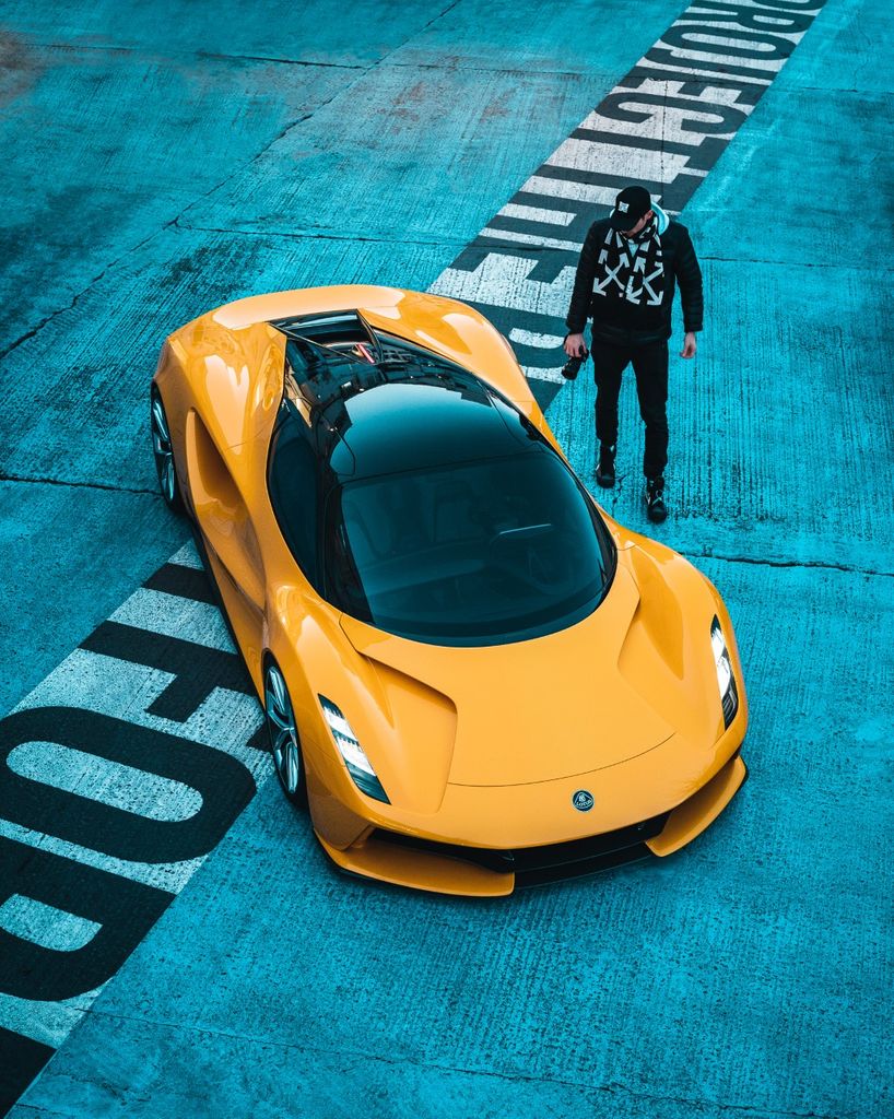 Lotus Evija, Mike Will