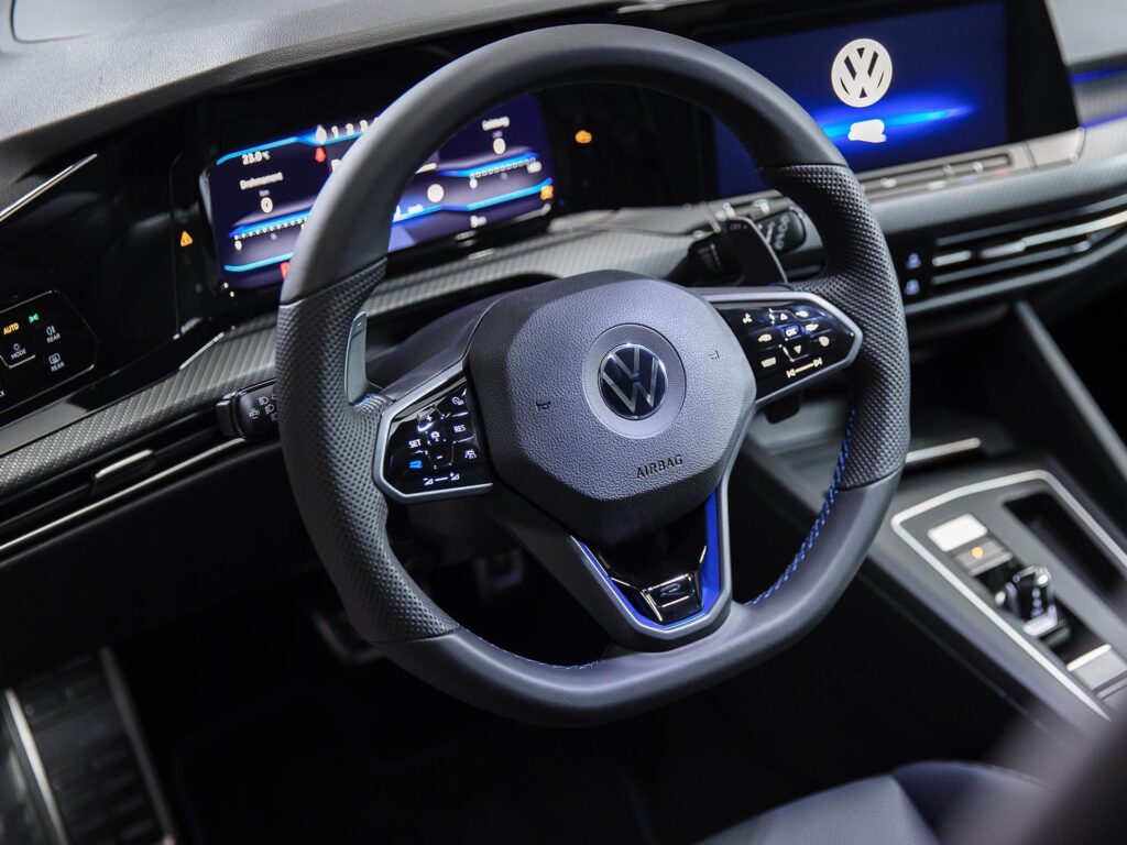 VW Golf R 2021