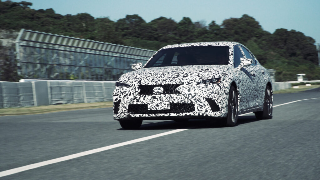 Lexus DIRECT4