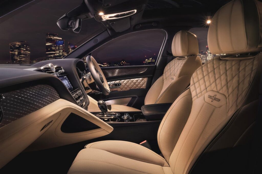 Bentley Bentayga Hybrid 2021
