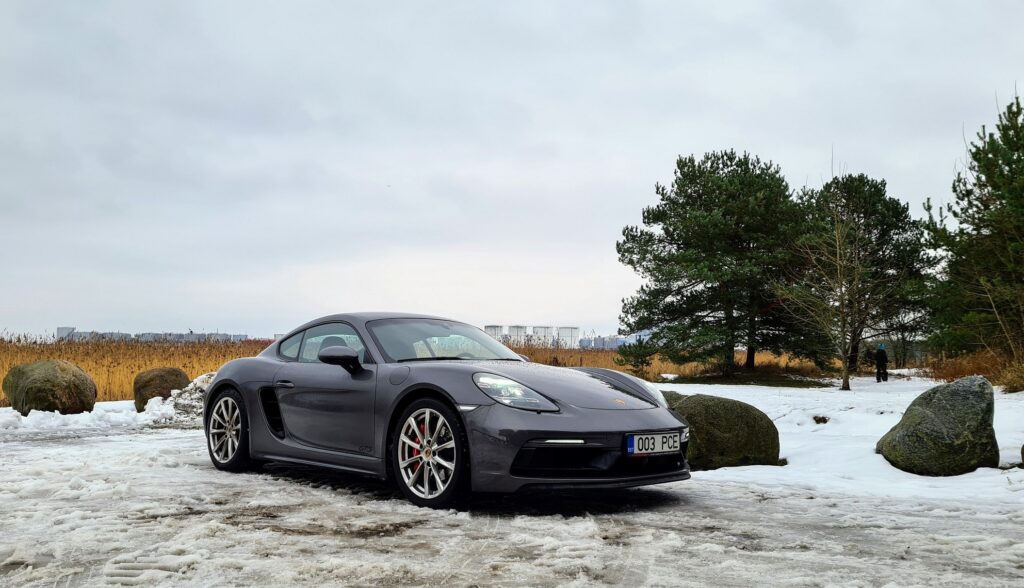 Porsche Cayman GTS
