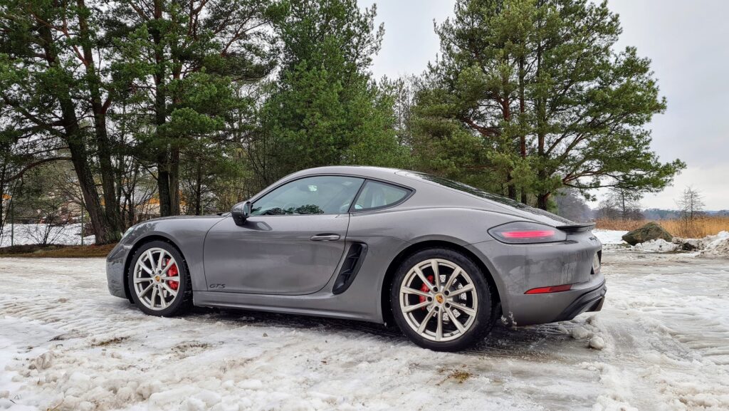 Porsche Cayman GTS
