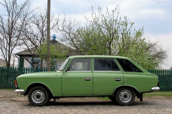 1982. aasta näovärskenduse järgne auto