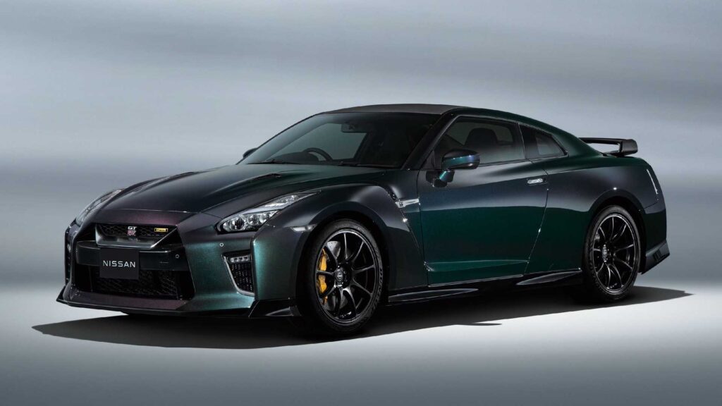 Nissan GT-R T-spec 2021