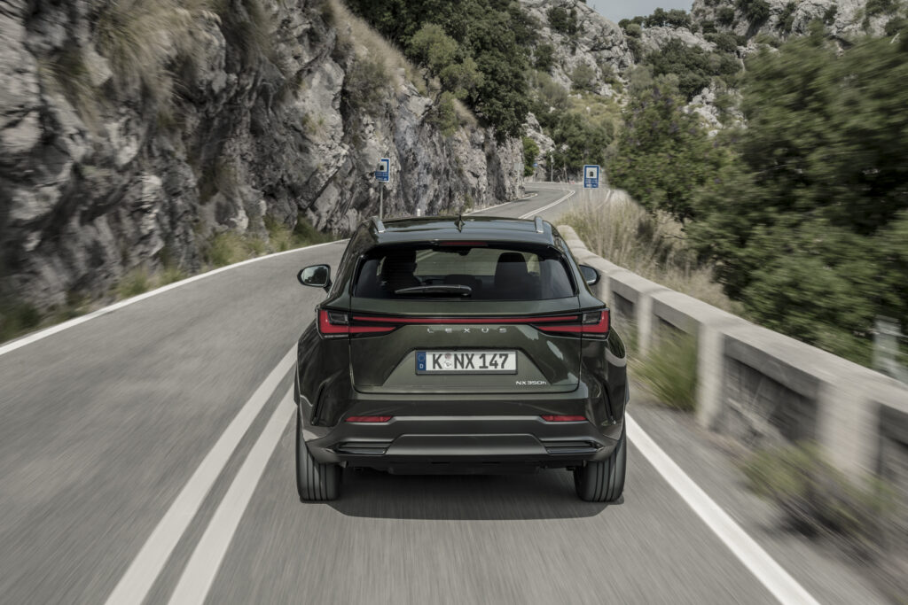 Lexus NX 2022