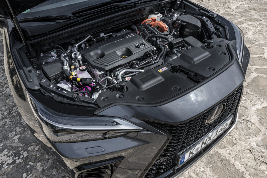 Lexus NX 2022
