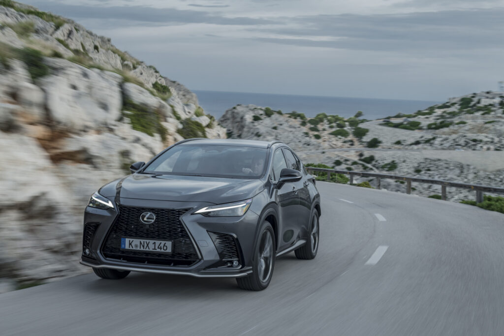 Lexus NX 2022