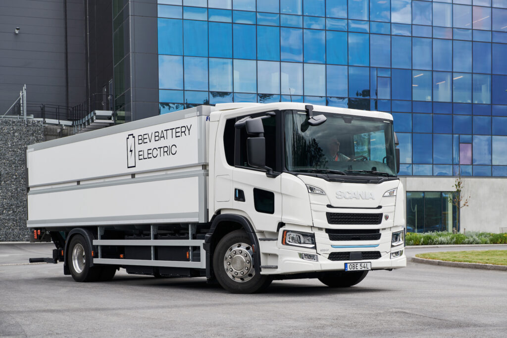 Scania 25 P