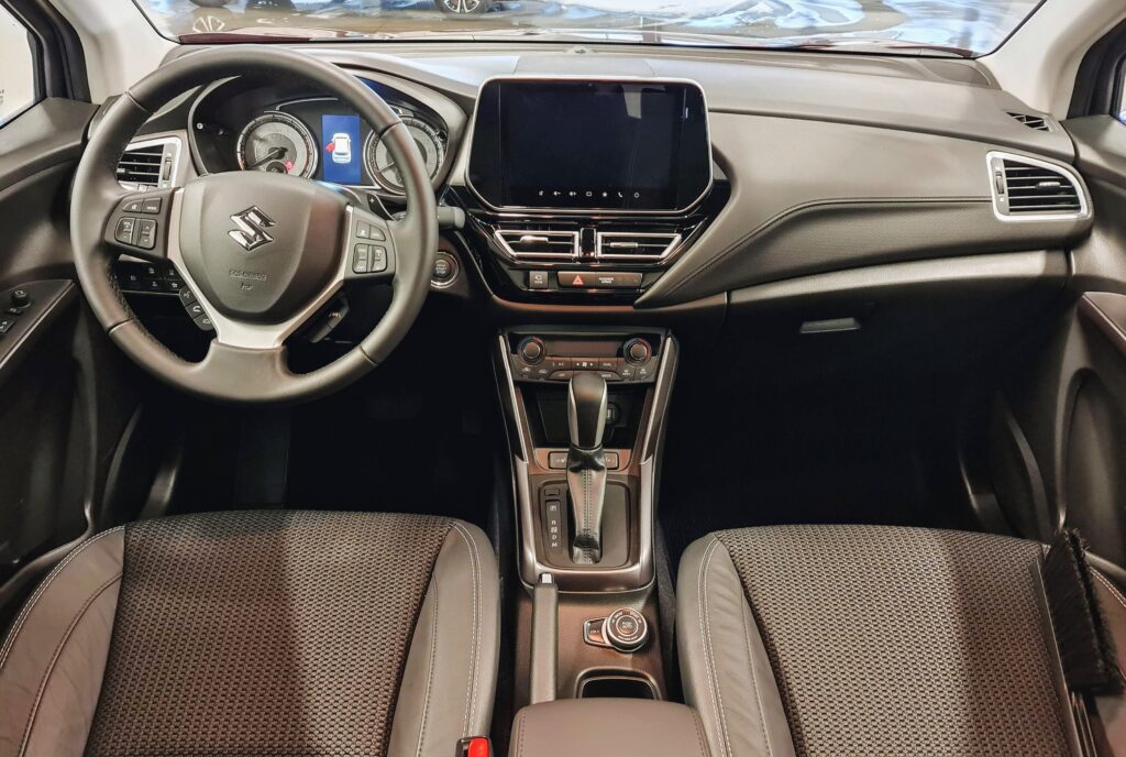 Suzuki S-Cross 2022
