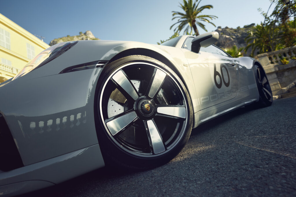 Porsche 992 Sport Classic