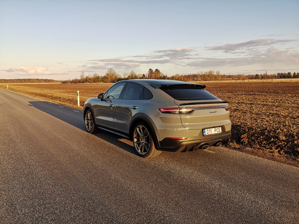 Porsche Cayenne Turbo GT
