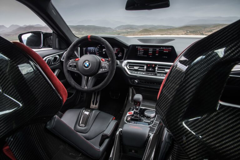 BMW M4 CSL 2022