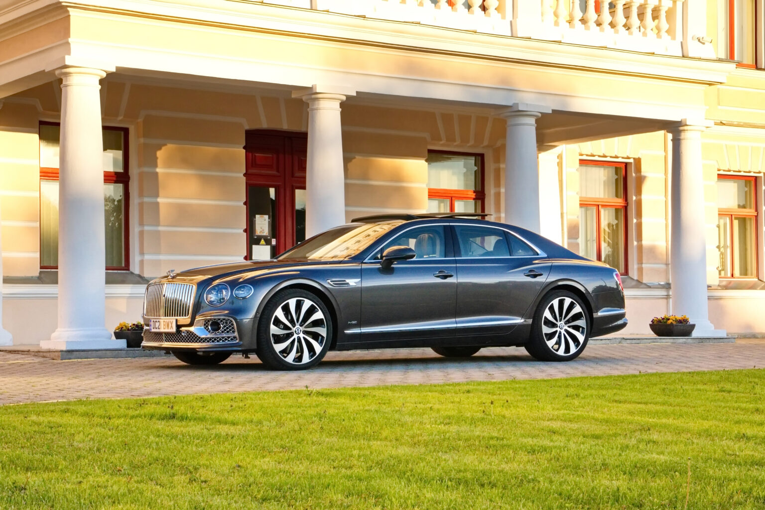 Bentley Flying Spur W12