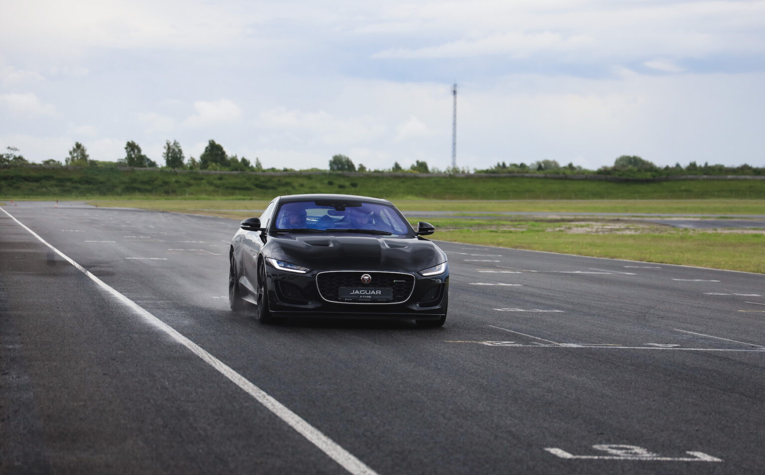 Jaguari rajapäev Audru ringrajal