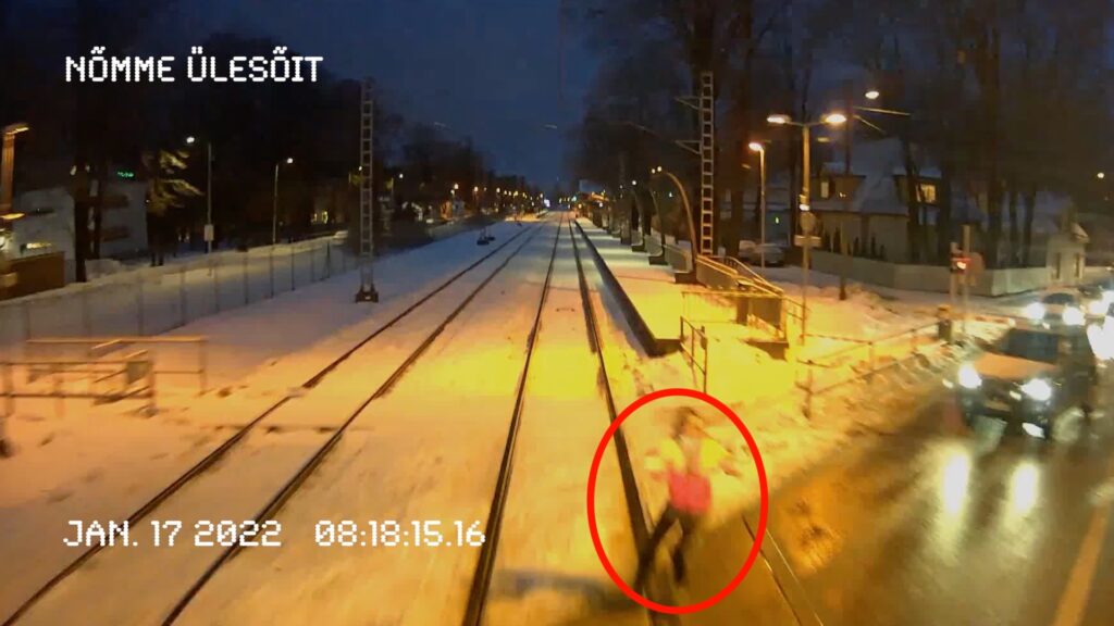 Ohuolukord raudteeülesõidul