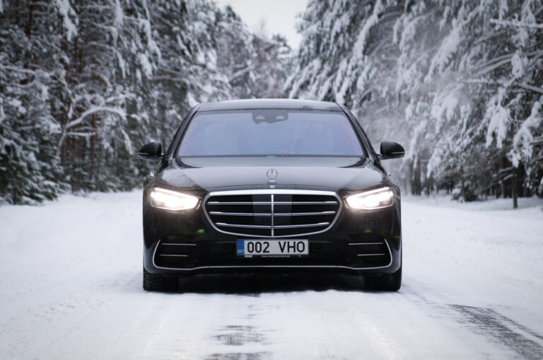 Mercedes-Benz S400