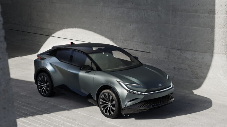 Toyota bZ C-segmendi ideeauto