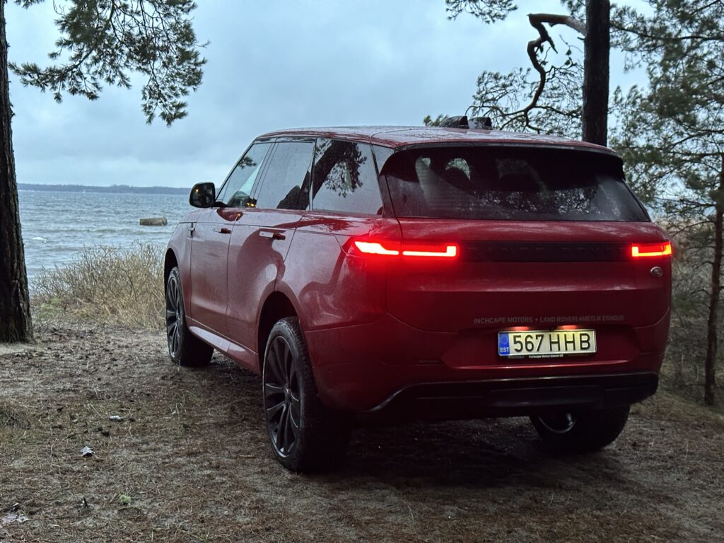 Range Rover Sport First Edition